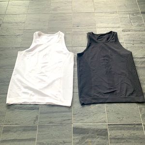 Lululemon supportive Tank Tops
